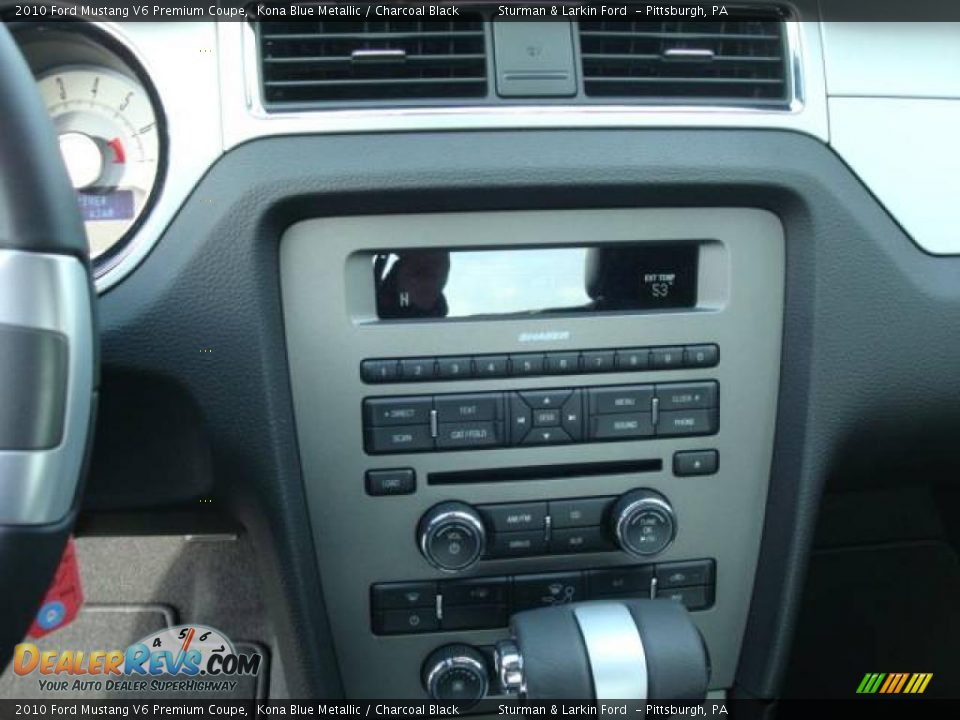 2010 Ford Mustang V6 Premium Coupe Kona Blue Metallic / Charcoal Black Photo #18