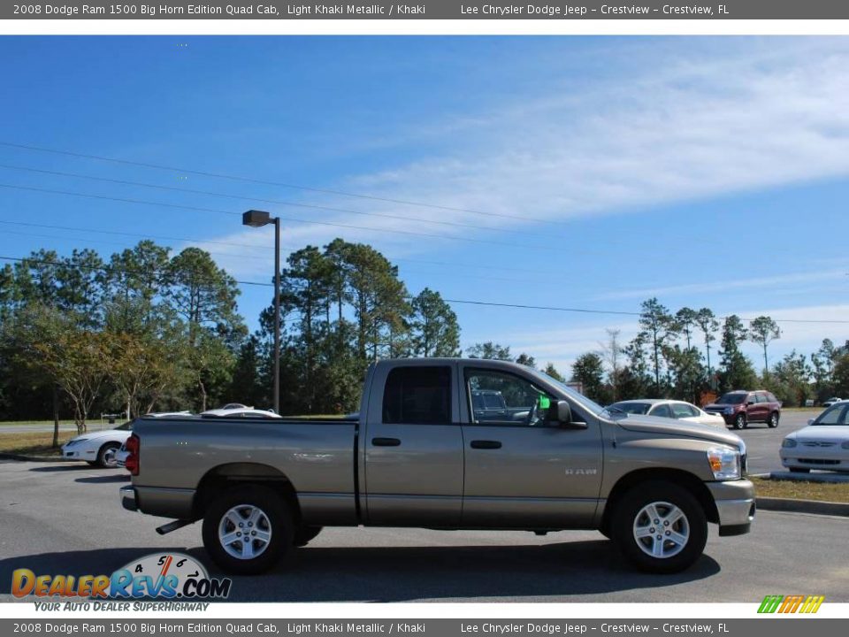 2008 Dodge Ram 1500 Big Horn Edition Quad Cab Light Khaki Metallic / Khaki Photo #6