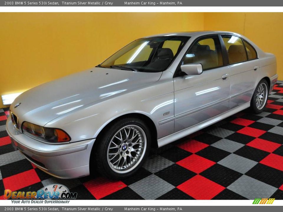 2003 BMW 5 Series 530i Sedan Titanium Silver Metallic / Grey Photo #3