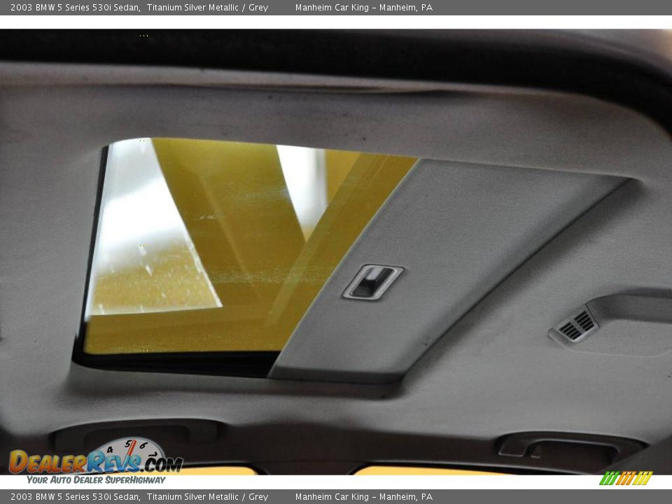 2003 BMW 5 Series 530i Sedan Titanium Silver Metallic / Grey Photo #10