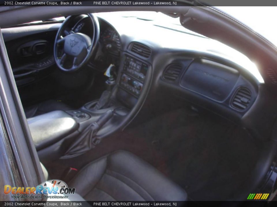 2002 Chevrolet Corvette Coupe Black / Black Photo #10