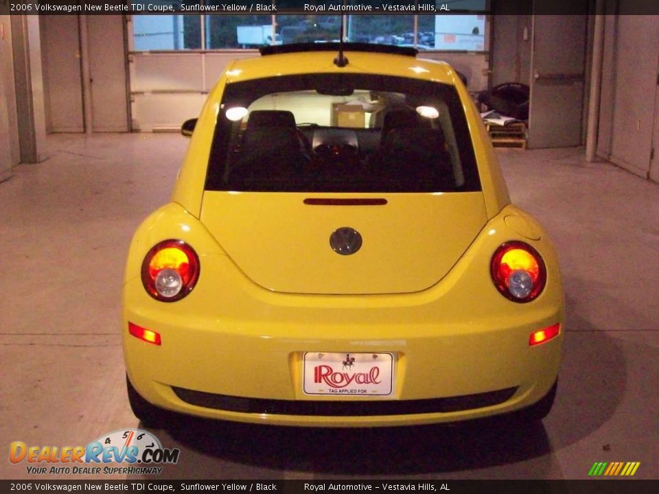 2006 Volkswagen New Beetle TDI Coupe Sunflower Yellow / Black Photo #5