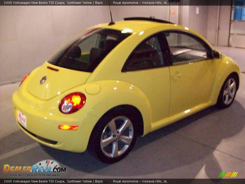 2006 Volkswagen New Beetle TDI Coupe Sunflower Yellow / Black Photo #6