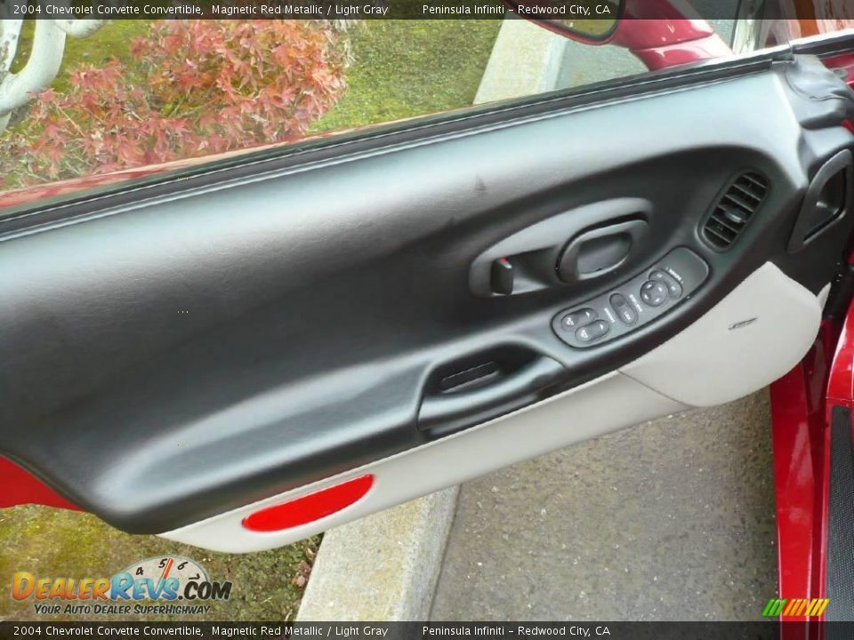 2004 Chevrolet Corvette Convertible Magnetic Red Metallic / Light Gray Photo #14