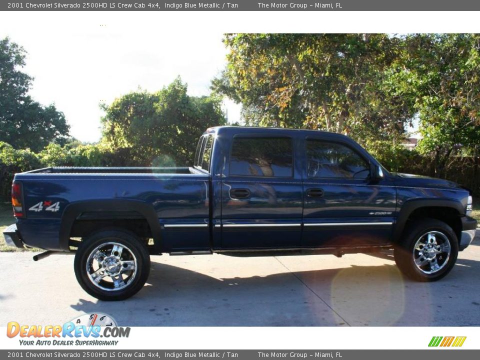 2001 Chevrolet Silverado 2500HD LS Crew Cab 4x4 Indigo Blue Metallic / Tan Photo #11