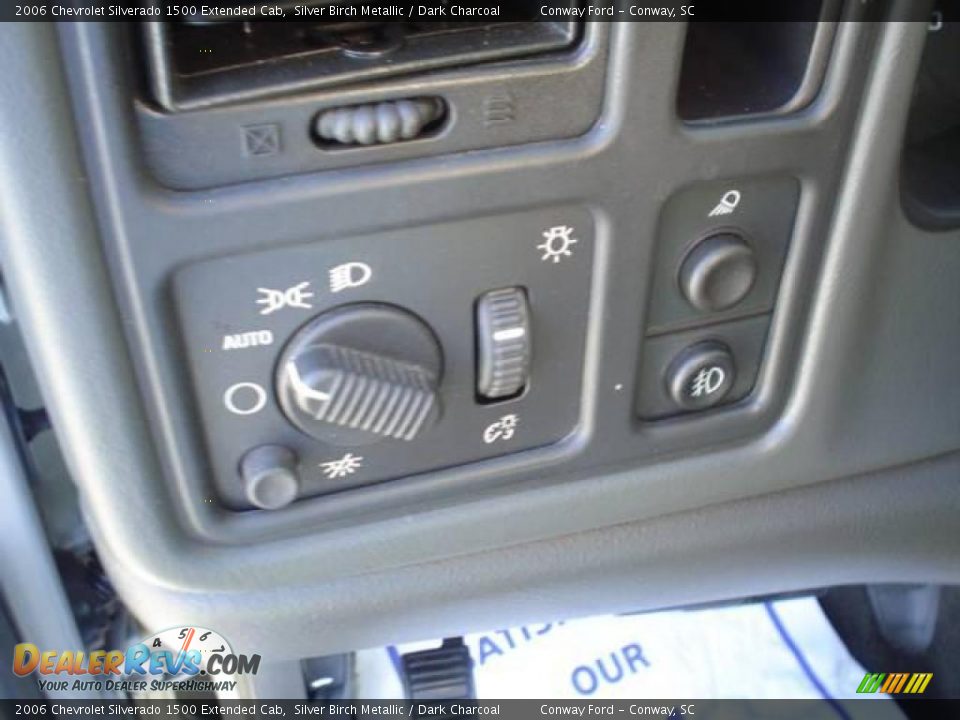 2006 Chevrolet Silverado 1500 Extended Cab Silver Birch Metallic / Dark Charcoal Photo #23
