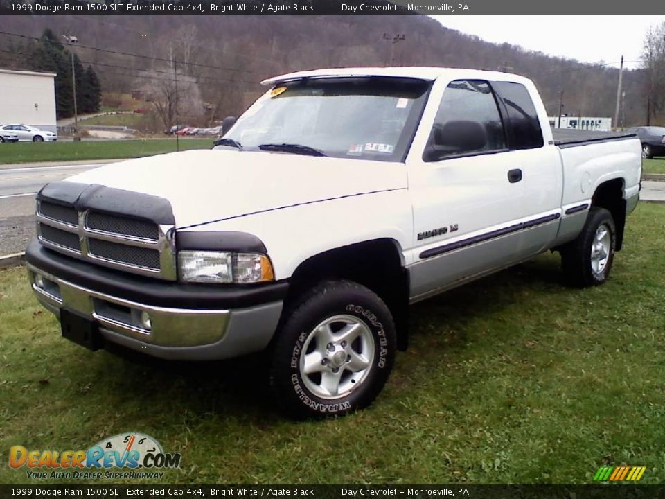 1999 Dodge Ram 1500 SLT Extended Cab 4x4 Bright White / Agate Black Photo #2