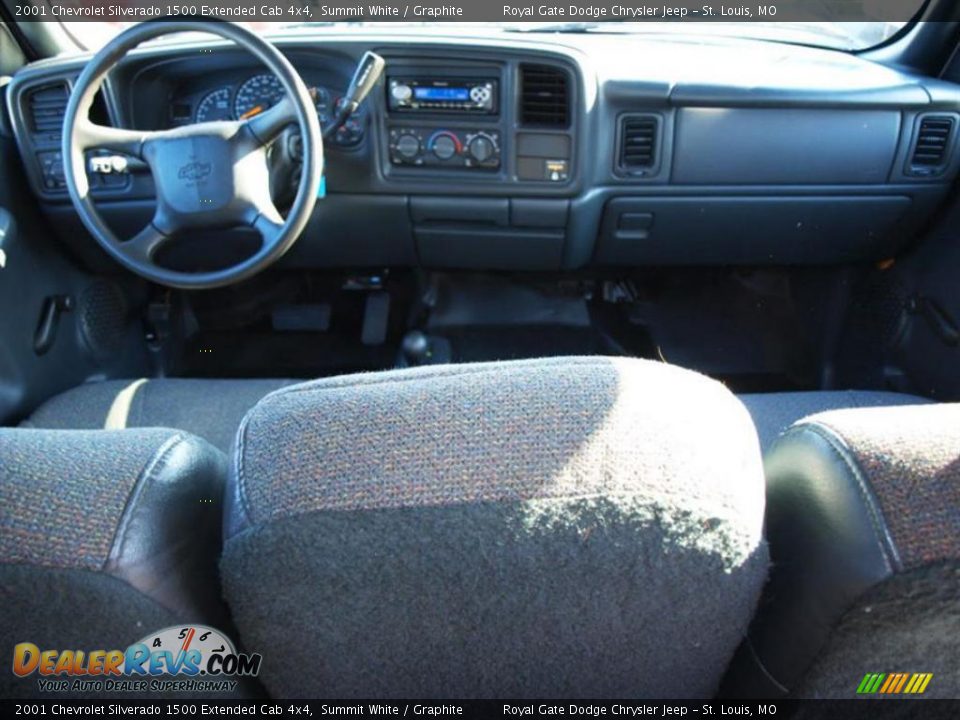 2001 Chevrolet Silverado 1500 Extended Cab 4x4 Summit White / Graphite Photo #10