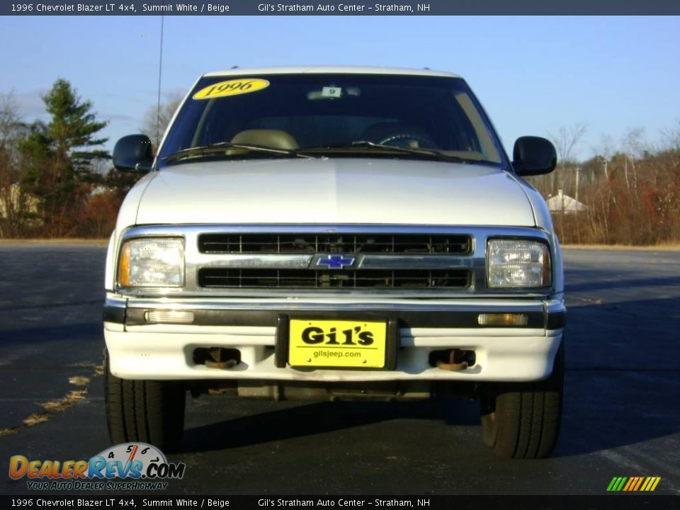 1996 Chevrolet Blazer LT 4x4 Summit White / Beige Photo #2