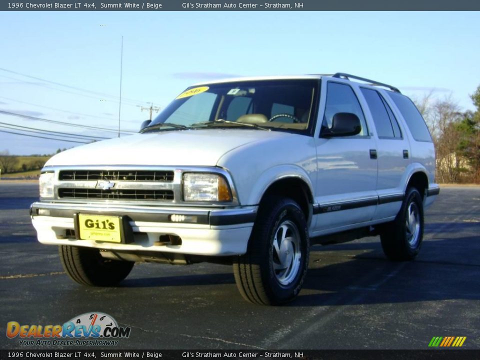 1996 Chevrolet Blazer LT 4x4 Summit White / Beige Photo #3