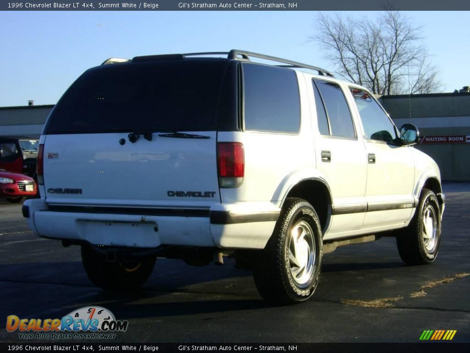 1996 Chevrolet Blazer LT 4x4 Summit White / Beige Photo #7