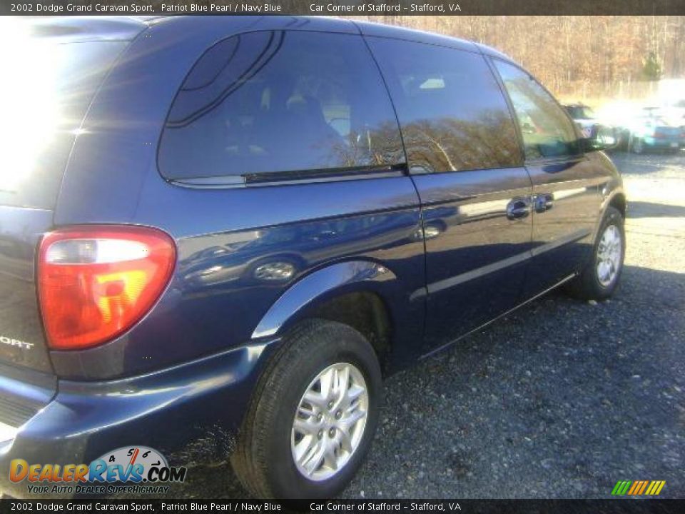 2002 Dodge Grand Caravan Sport Patriot Blue Pearl / Navy Blue Photo #3