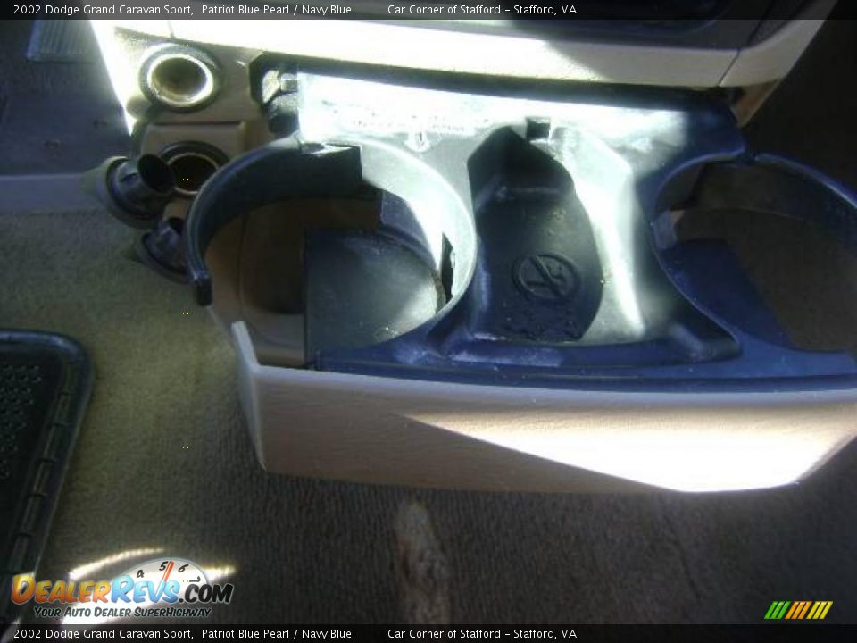 2002 Dodge Grand Caravan Sport Patriot Blue Pearl / Navy Blue Photo #16