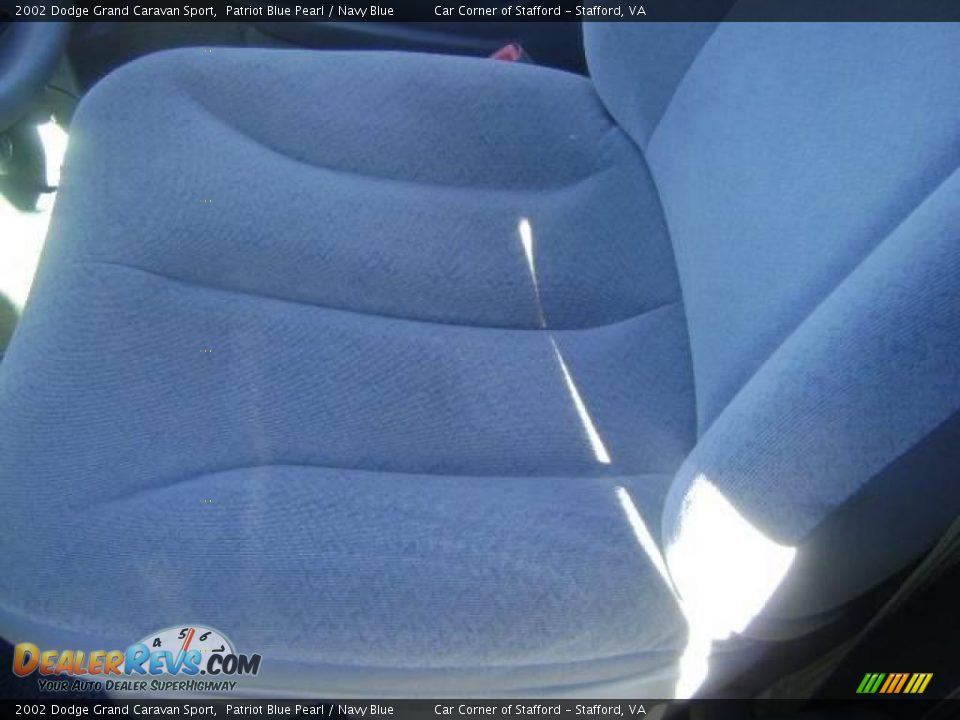 2002 Dodge Grand Caravan Sport Patriot Blue Pearl / Navy Blue Photo #18