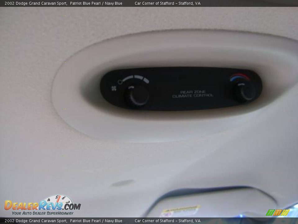 2002 Dodge Grand Caravan Sport Patriot Blue Pearl / Navy Blue Photo #20