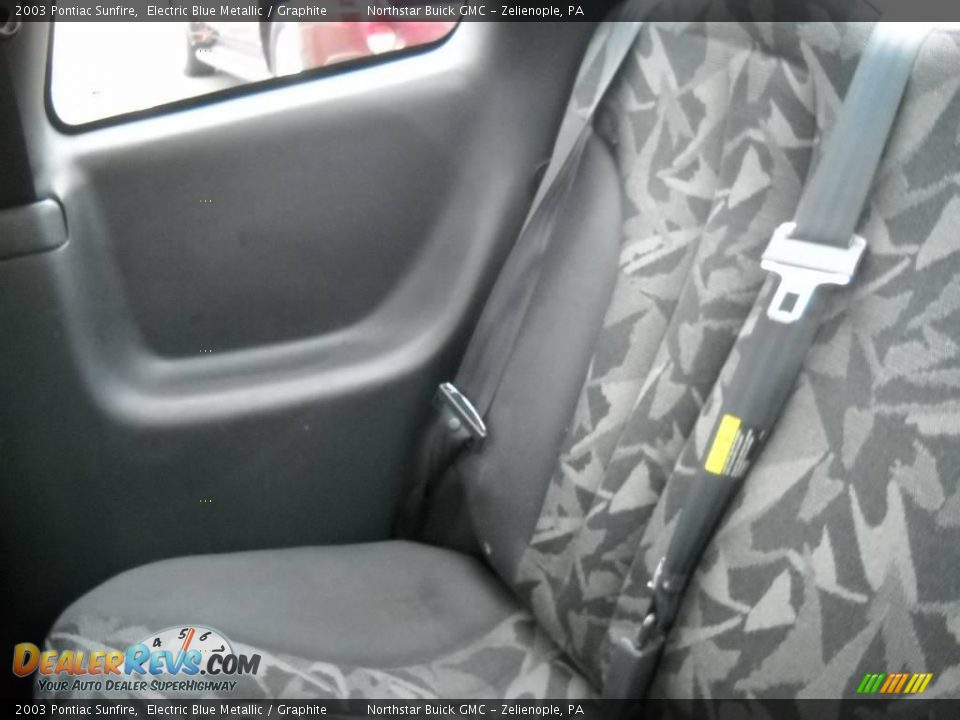 2003 Pontiac Sunfire Electric Blue Metallic / Graphite Photo #11