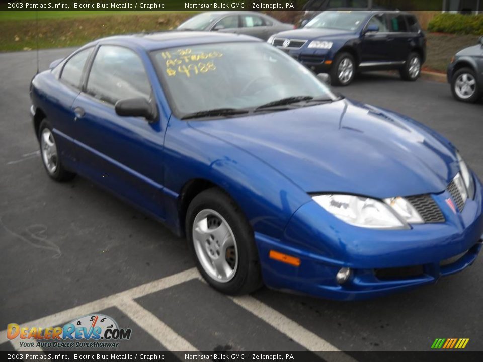 2003 Pontiac Sunfire Electric Blue Metallic / Graphite Photo #16