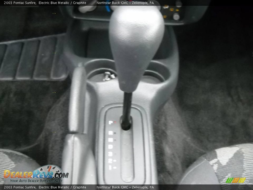 2003 Pontiac Sunfire Electric Blue Metallic / Graphite Photo #18