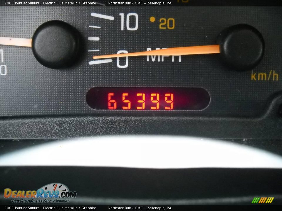 2003 Pontiac Sunfire Electric Blue Metallic / Graphite Photo #20