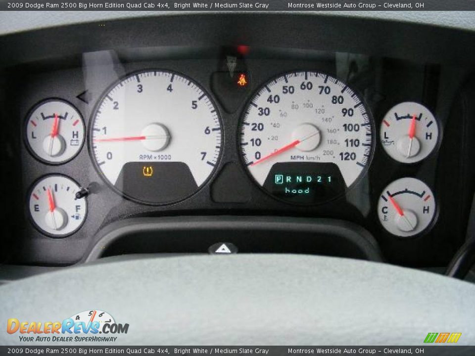 2009 Dodge Ram 2500 Big Horn Edition Quad Cab 4x4 Bright White / Medium Slate Gray Photo #25