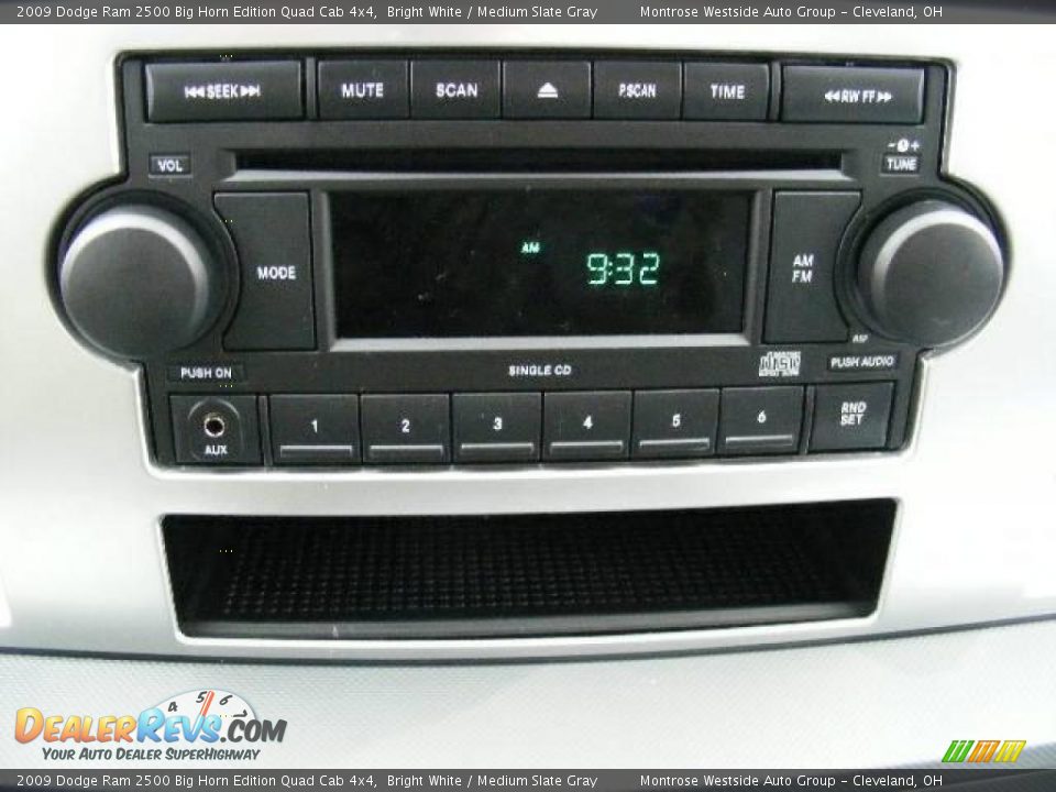 2009 Dodge Ram 2500 Big Horn Edition Quad Cab 4x4 Bright White / Medium Slate Gray Photo #28