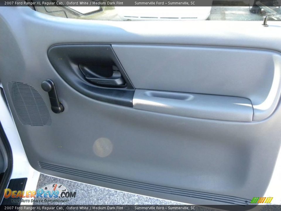 2007 Ford Ranger XL Regular Cab Oxford White / Medium Dark Flint Photo #6