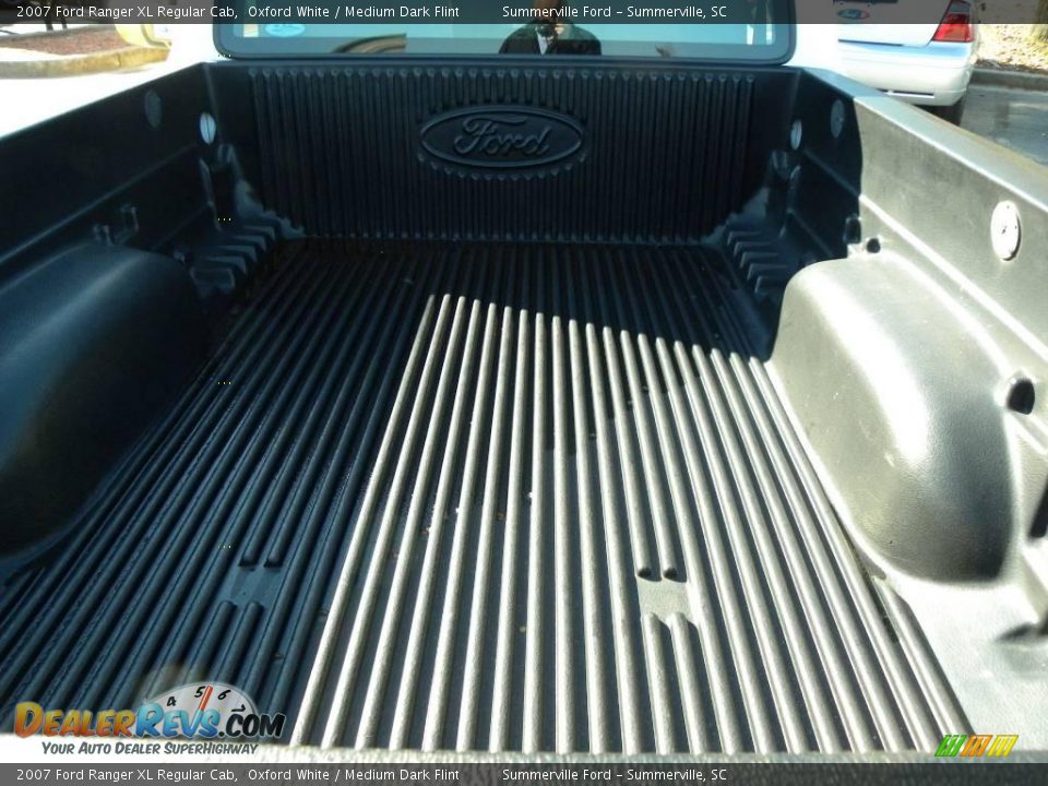 2007 Ford Ranger XL Regular Cab Oxford White / Medium Dark Flint Photo #9