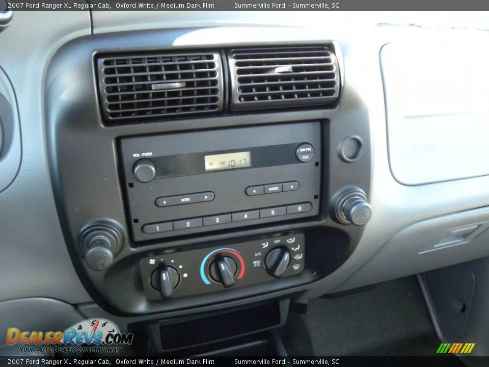 2007 Ford Ranger XL Regular Cab Oxford White / Medium Dark Flint Photo #14