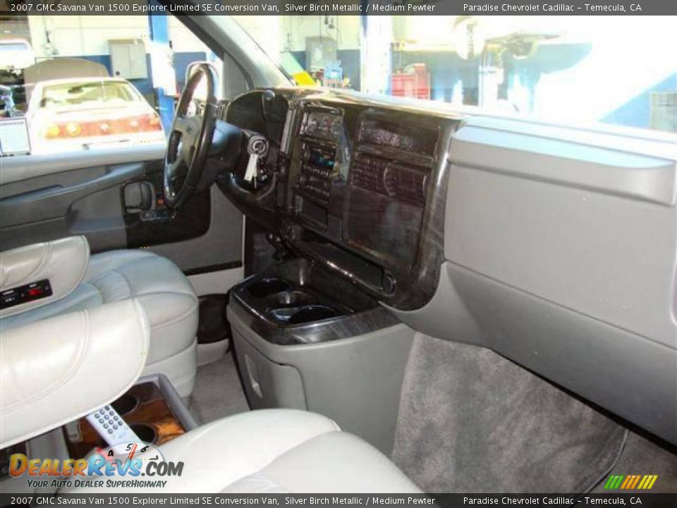 2007 GMC Savana Van 1500 Explorer Limited SE Conversion Van Silver Birch Metallic / Medium Pewter Photo #30