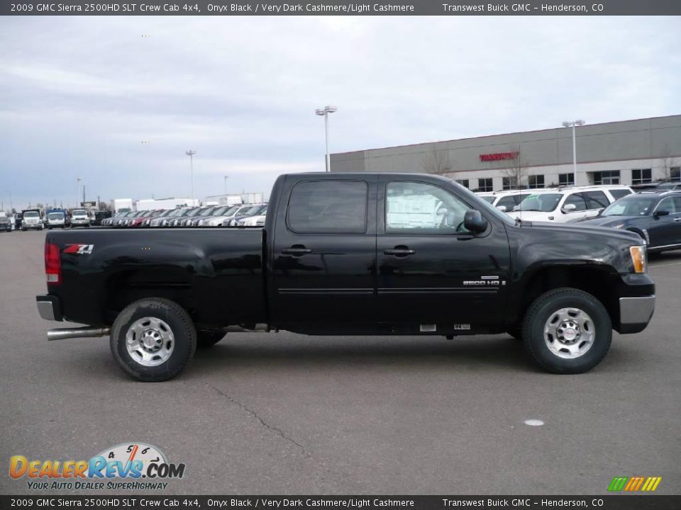 2009 GMC Sierra 2500HD SLT Crew Cab 4x4 Onyx Black / Very Dark Cashmere/Light Cashmere Photo #3
