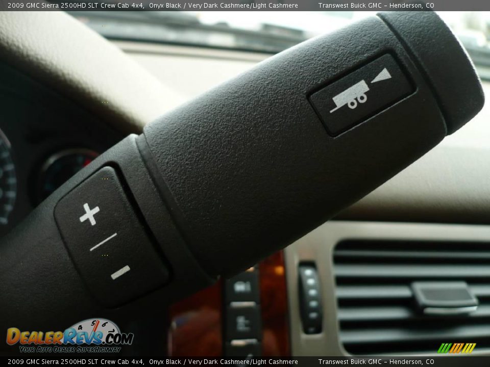 2009 GMC Sierra 2500HD SLT Crew Cab 4x4 Onyx Black / Very Dark Cashmere/Light Cashmere Photo #8