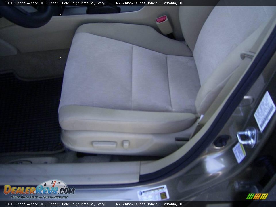 2010 Honda Accord LX-P Sedan Bold Beige Metallic / Ivory Photo #8