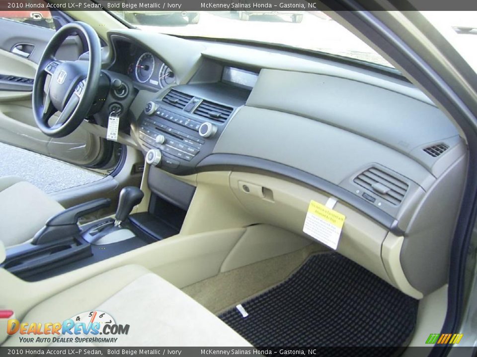 2010 Honda Accord LX-P Sedan Bold Beige Metallic / Ivory Photo #15