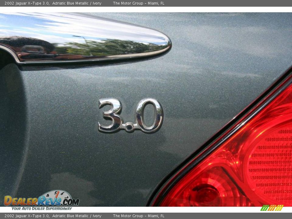 2002 Jaguar X-Type 3.0 Adriatic Blue Metallic / Ivory Photo #19