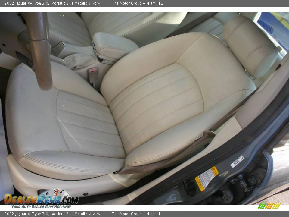 2002 Jaguar X-Type 3.0 Adriatic Blue Metallic / Ivory Photo #31