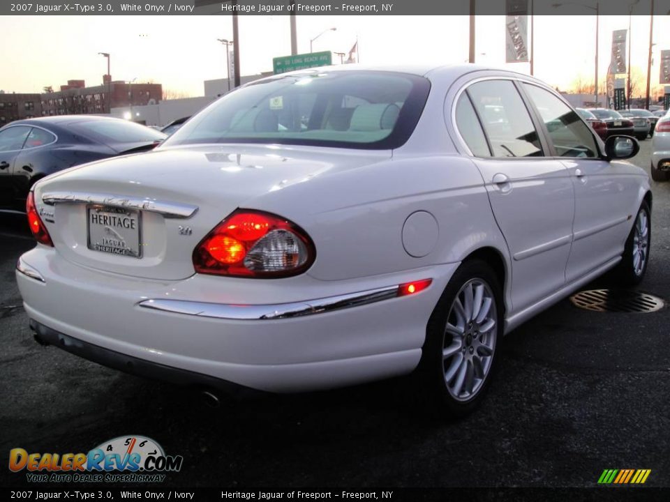 2007 Jaguar X-Type 3.0 White Onyx / Ivory Photo #7
