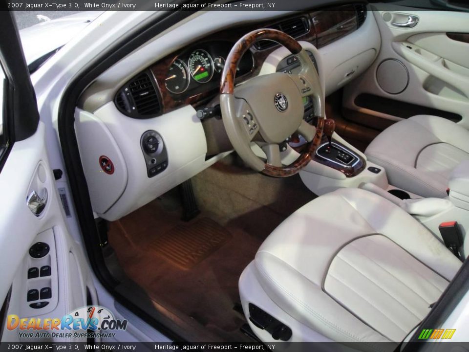 2007 Jaguar X-Type 3.0 White Onyx / Ivory Photo #16