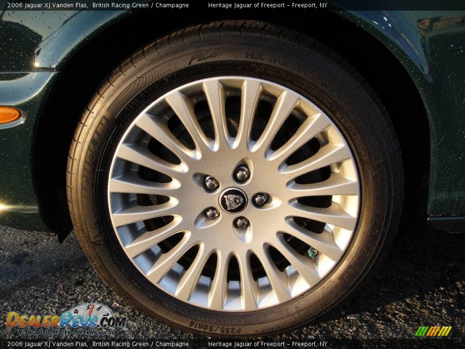 2006 Jaguar XJ Vanden Plas British Racing Green / Champagne Photo #11