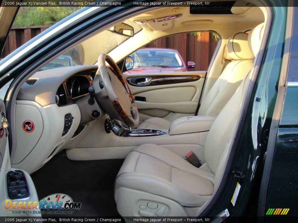 2006 Jaguar XJ Vanden Plas British Racing Green / Champagne Photo #14