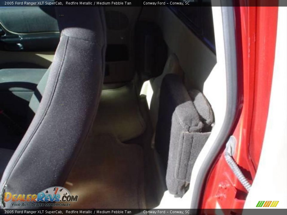 2005 Ford Ranger XLT SuperCab Redfire Metallic / Medium Pebble Tan Photo #20