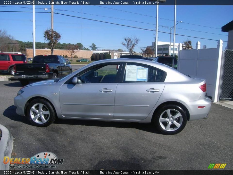 2006 Mazda MAZDA3 i Sedan Sunlight Silver Metallic / Black Photo #3