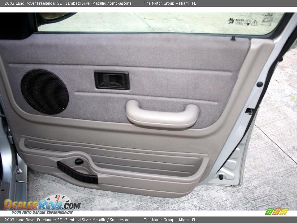 2003 Land Rover Freelander SE Zambezi Silver Metallic / Smokestone Photo #26
