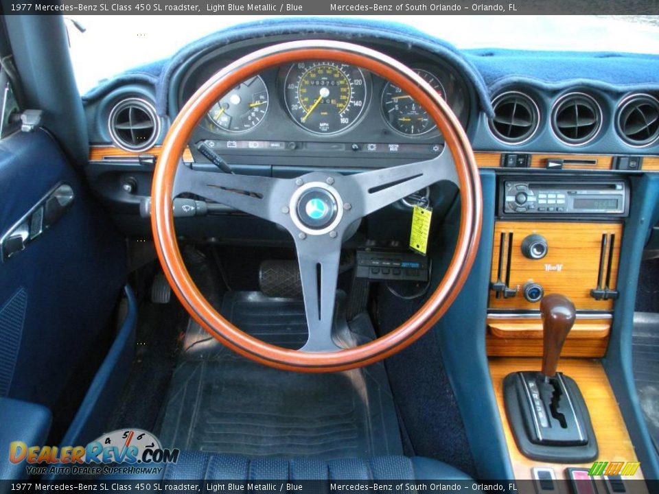 1977 Mercedes-Benz SL Class 450 SL roadster Light Blue Metallic / Blue Photo #18