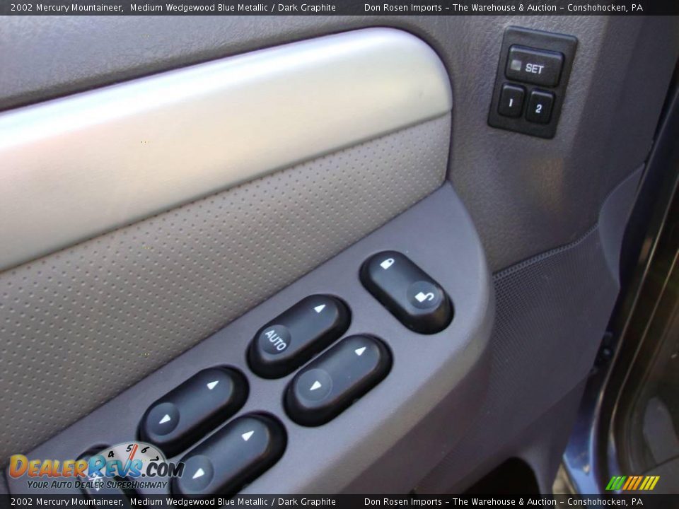 2002 Mercury Mountaineer Medium Wedgewood Blue Metallic / Dark Graphite Photo #14