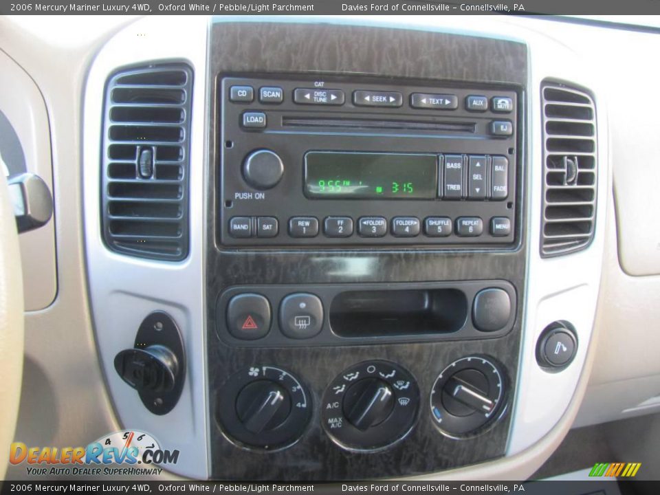 2006 Mercury Mariner Luxury 4WD Oxford White / Pebble/Light Parchment Photo #9