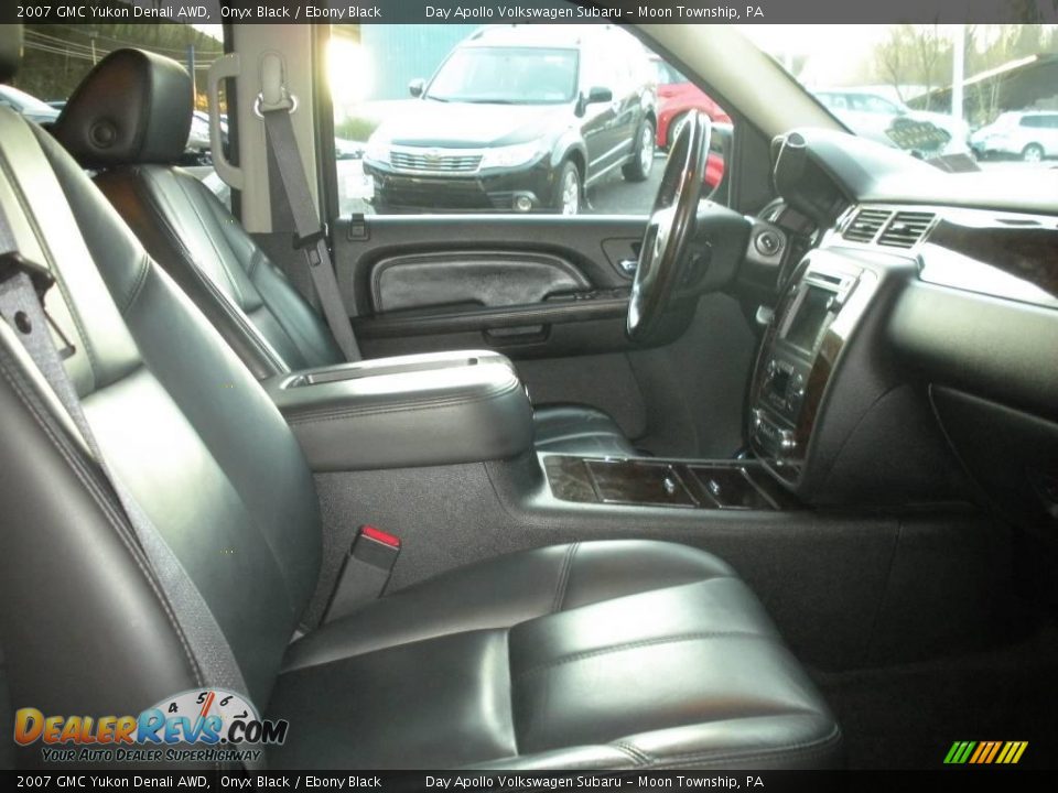 2007 GMC Yukon Denali AWD Onyx Black / Ebony Black Photo #9