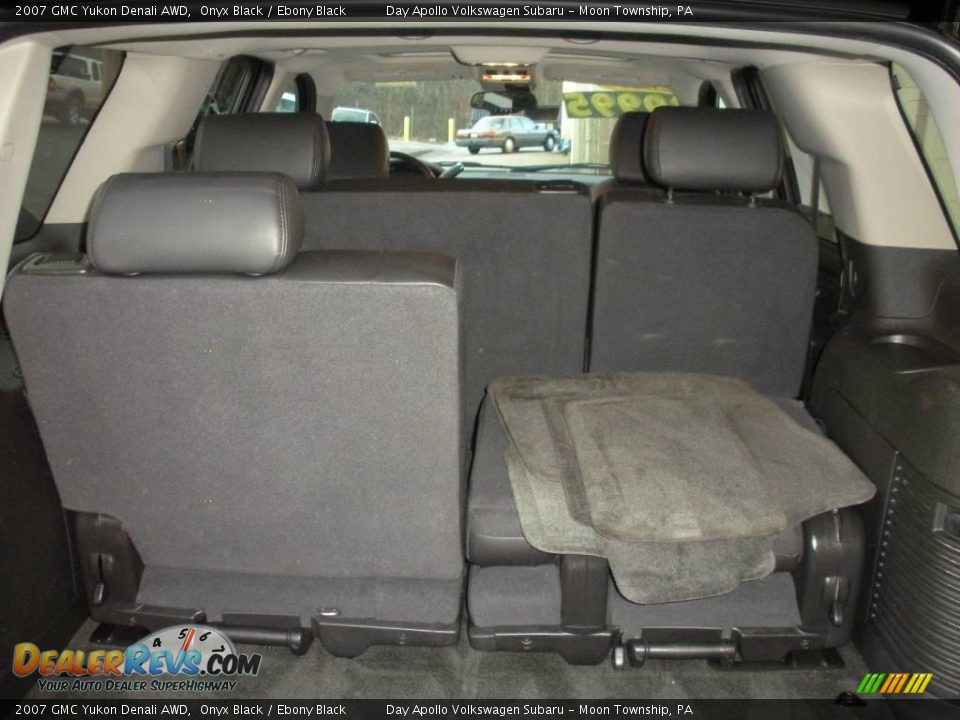 2007 GMC Yukon Denali AWD Onyx Black / Ebony Black Photo #16