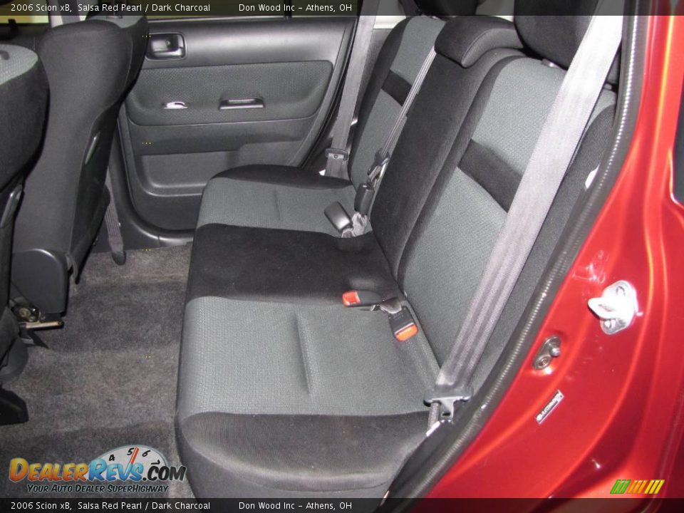 2006 Scion xB Salsa Red Pearl / Dark Charcoal Photo #11