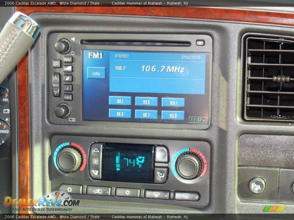 2006 Cadillac Escalade AWD White Diamond / Shale Photo #19