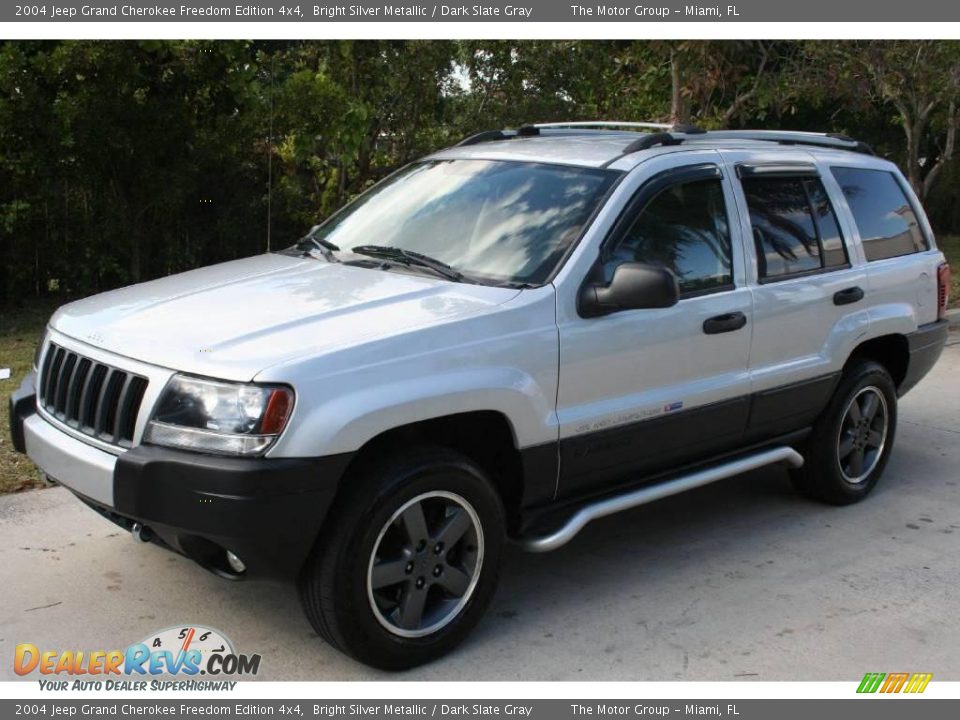 Bright Silver Metallic 2004 Jeep Grand Cherokee Freedom Edition 4x4 Photo #2